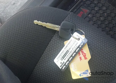 2008 Pontiac Vibe z USA, uszkodzony, nr VIN 5Y2SL67858Z419497